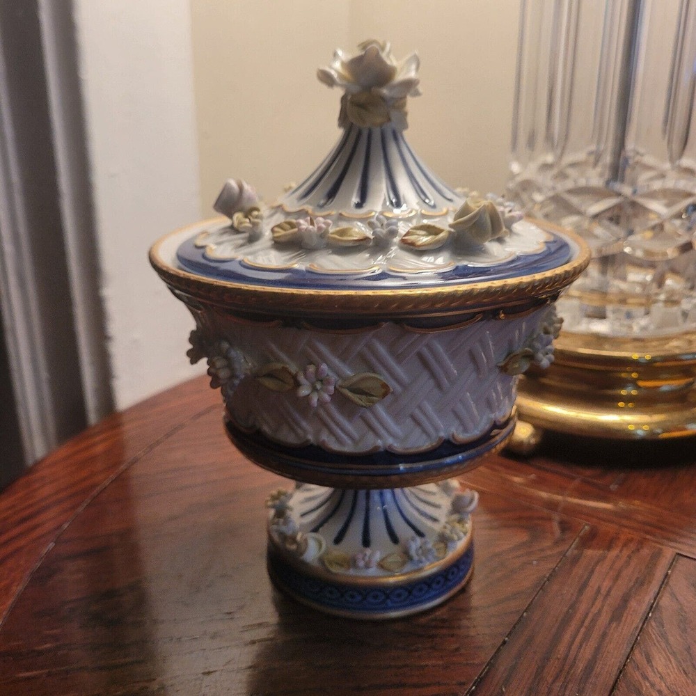 Soceta Porcellane Artistche Made In Italy Urn